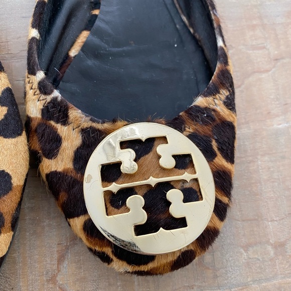 Tory Burch calf hair Animal Print leopard ballet flats gold accent - Picture 11 of 11